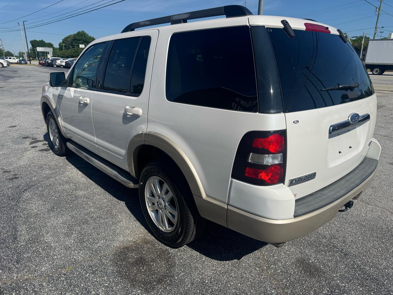 Ford Explorer 4WD 4dr Eddie Bauer 2010