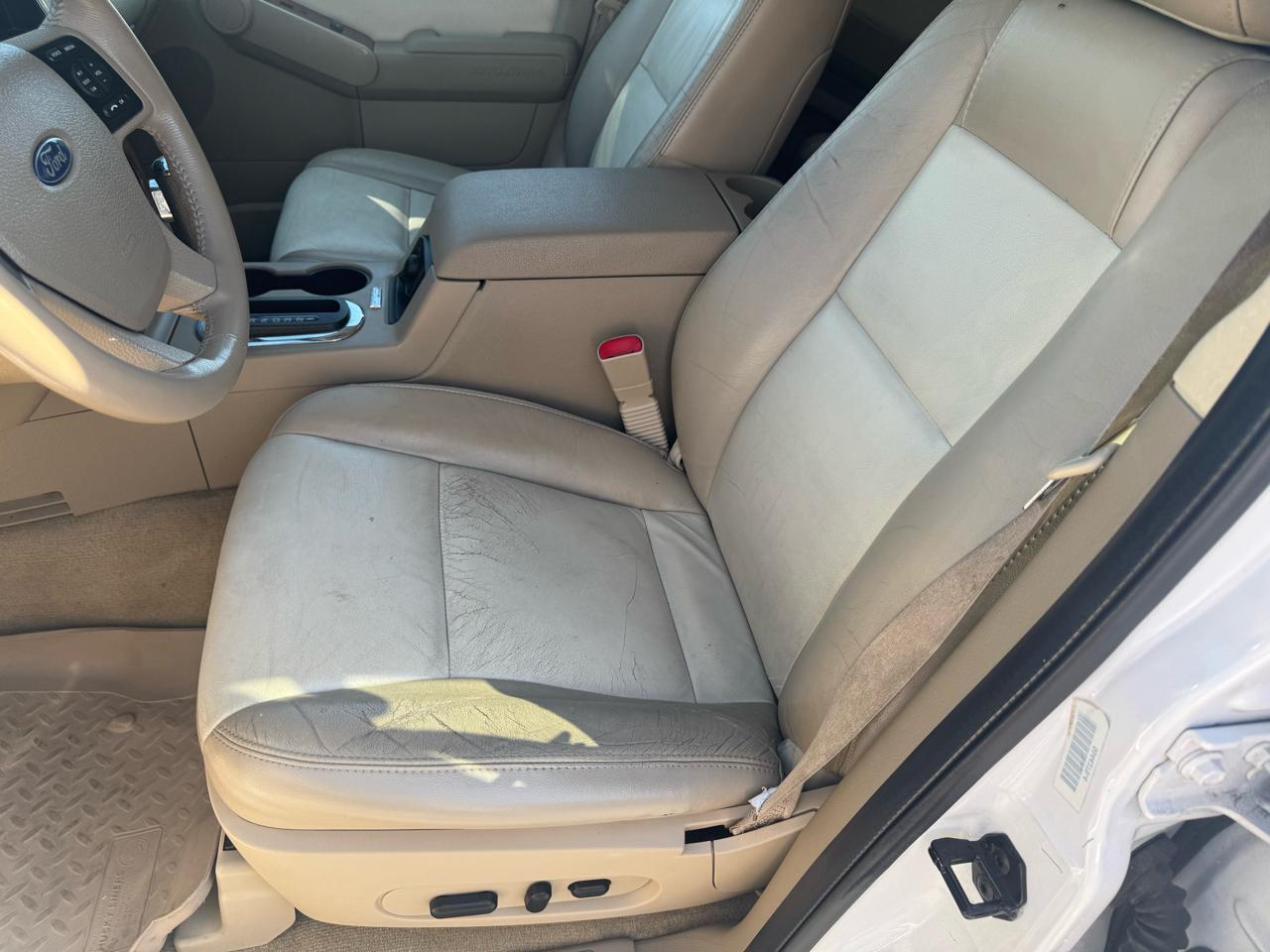 Ford Explorer 4WD 4dr Eddie Bauer 2010