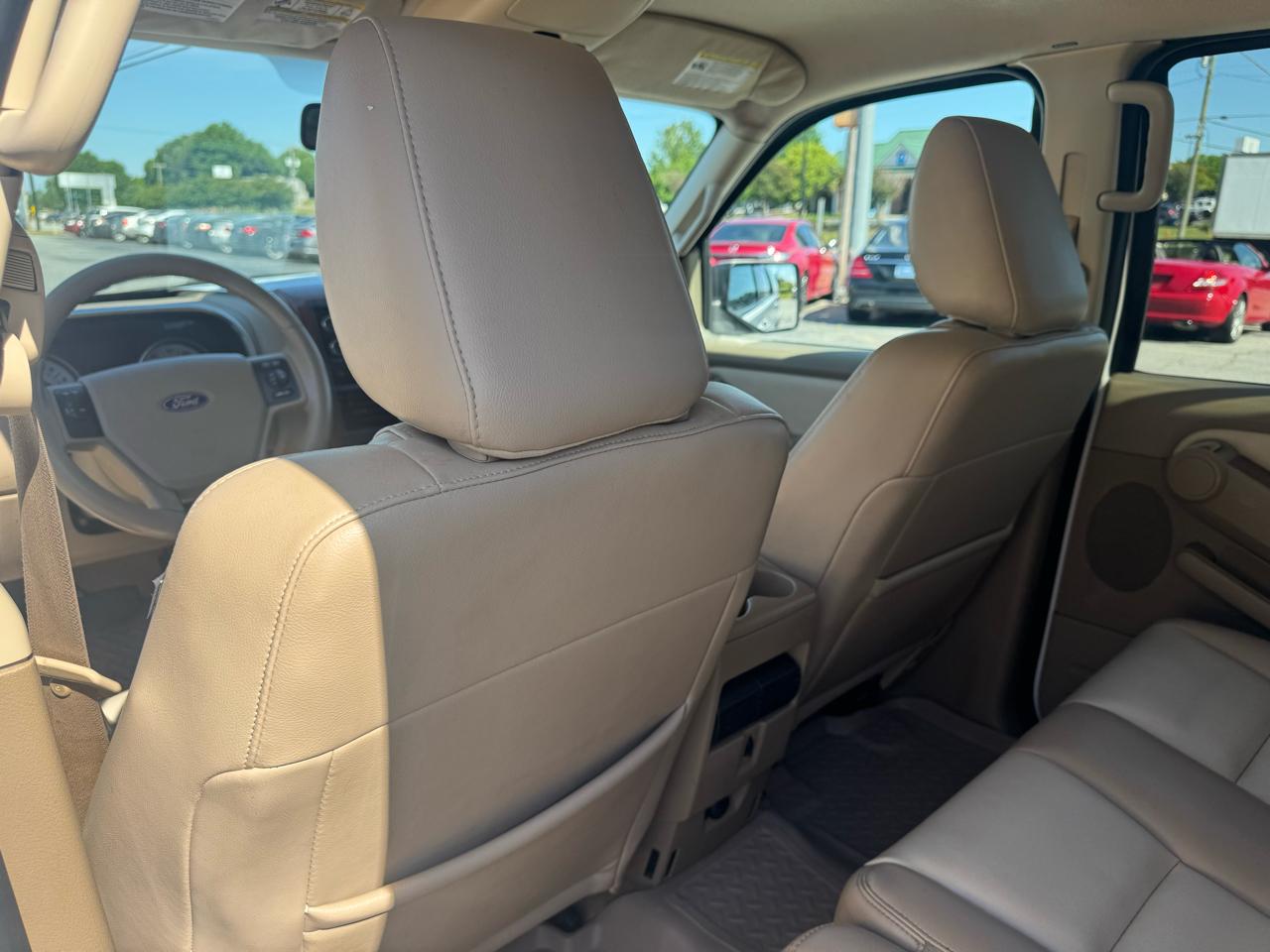 Ford Explorer 4WD 4dr Eddie Bauer 2010