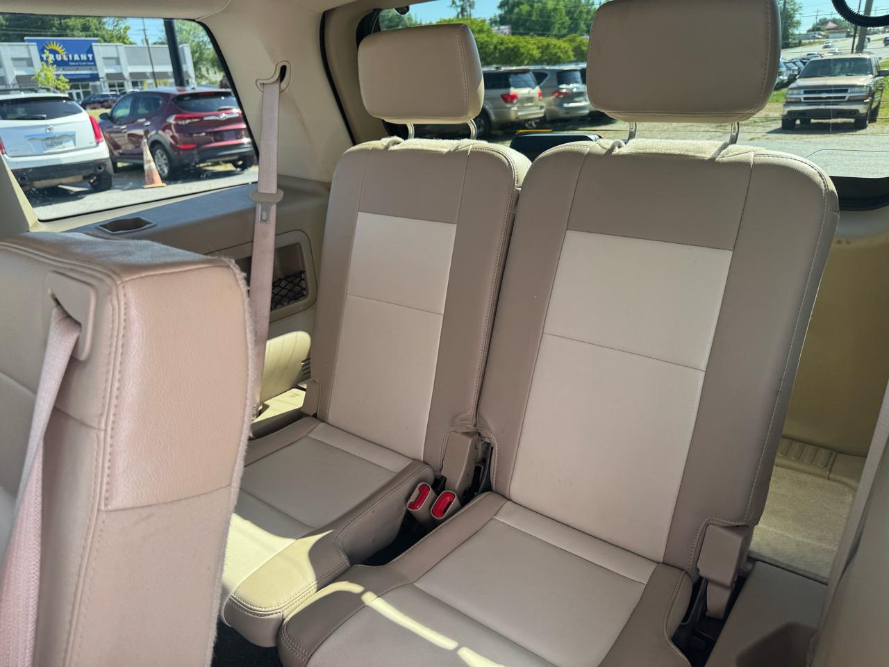 Ford Explorer 4WD 4dr Eddie Bauer 2010