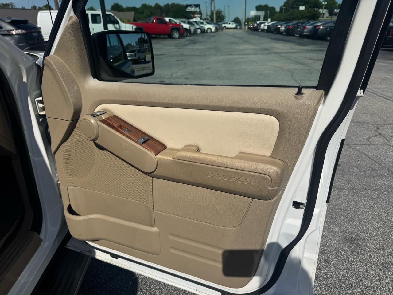 Ford Explorer 4WD 4dr Eddie Bauer 2010