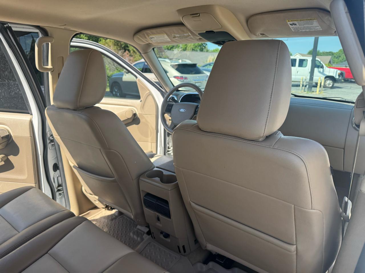 Ford Explorer 4WD 4dr Eddie Bauer 2010