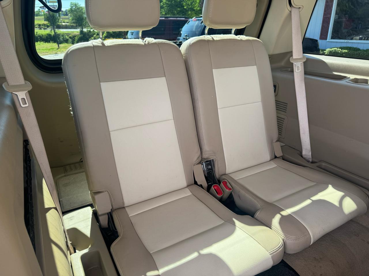 Ford Explorer 4WD 4dr Eddie Bauer 2010