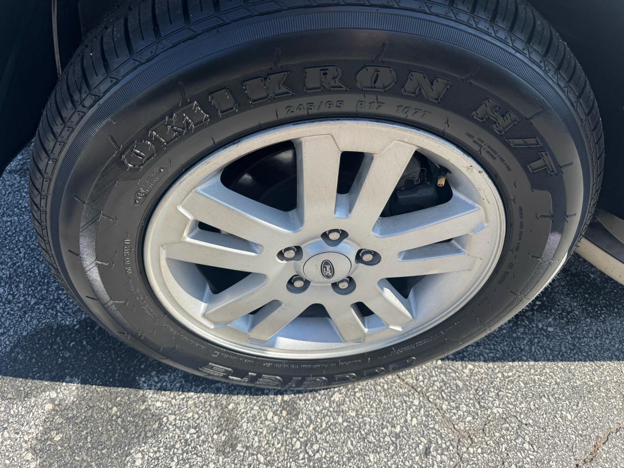 Ford Explorer 4WD 4dr Eddie Bauer 2010