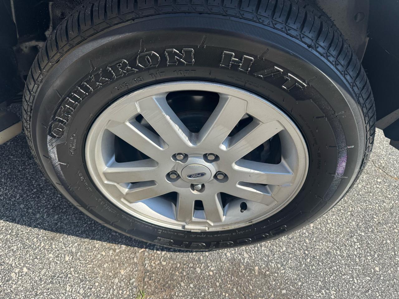 Ford Explorer 4WD 4dr Eddie Bauer 2010