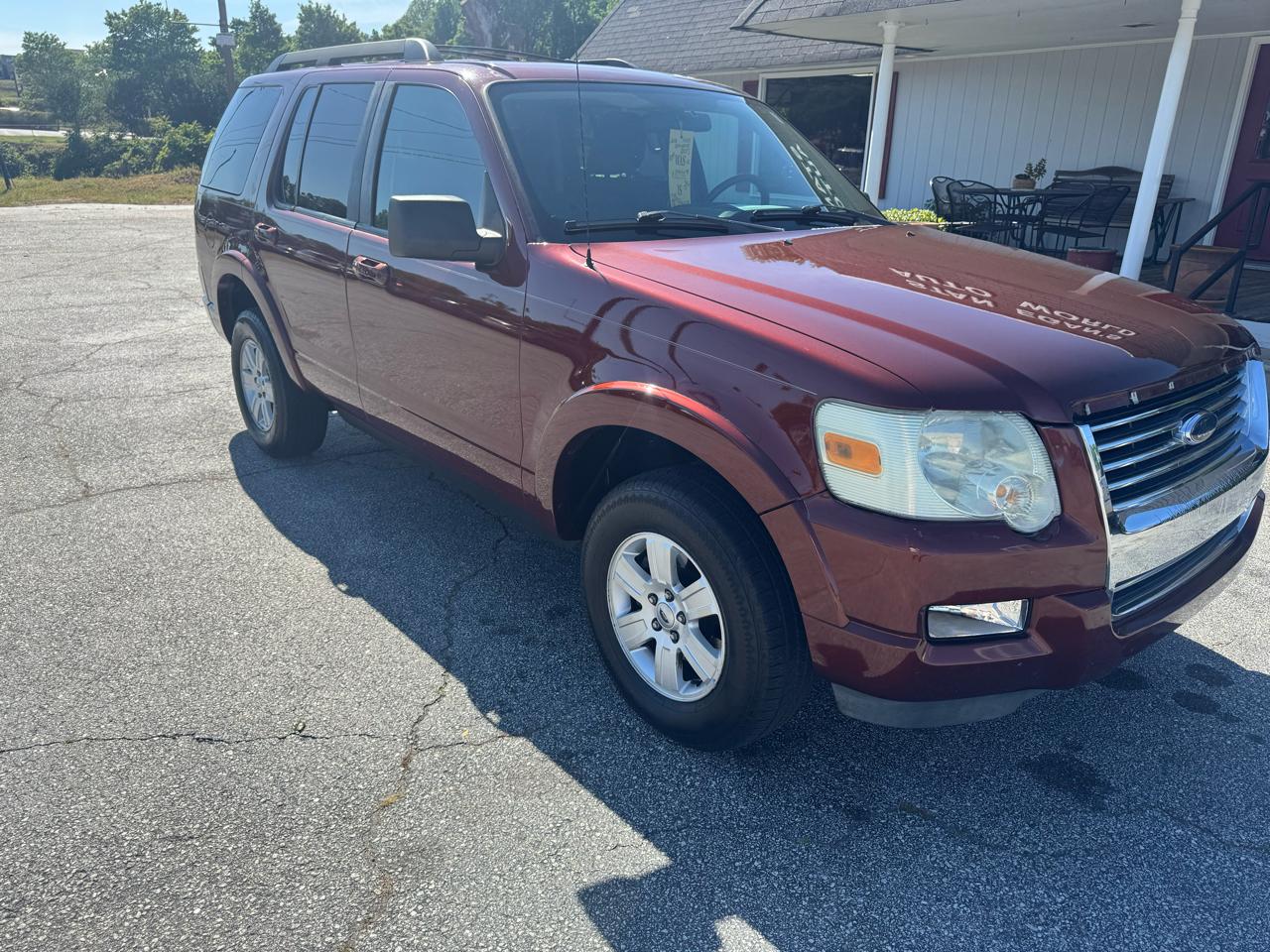 Ford Explorer RWD 4dr XLT 2010