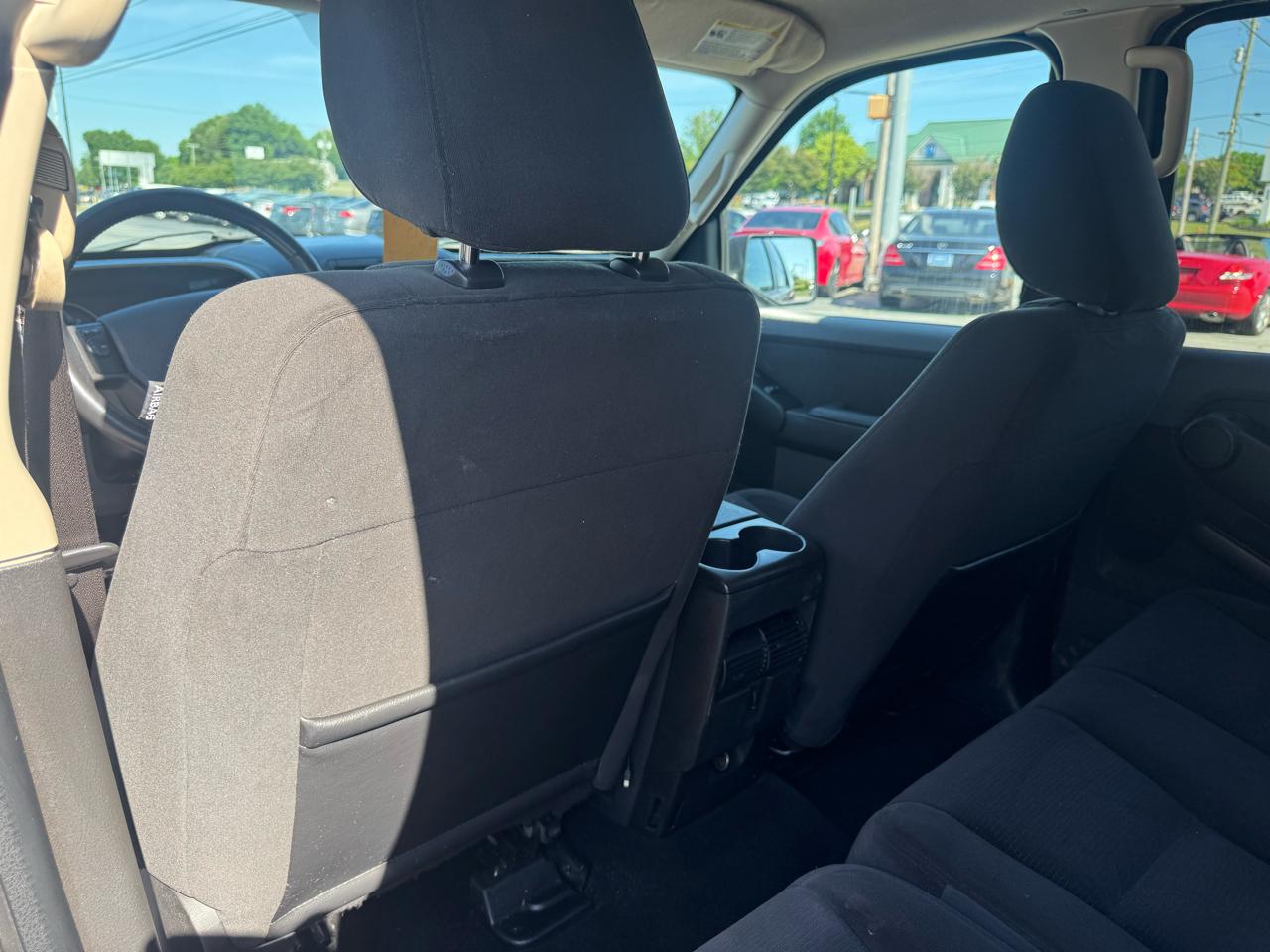 Ford Explorer RWD 4dr XLT 2010