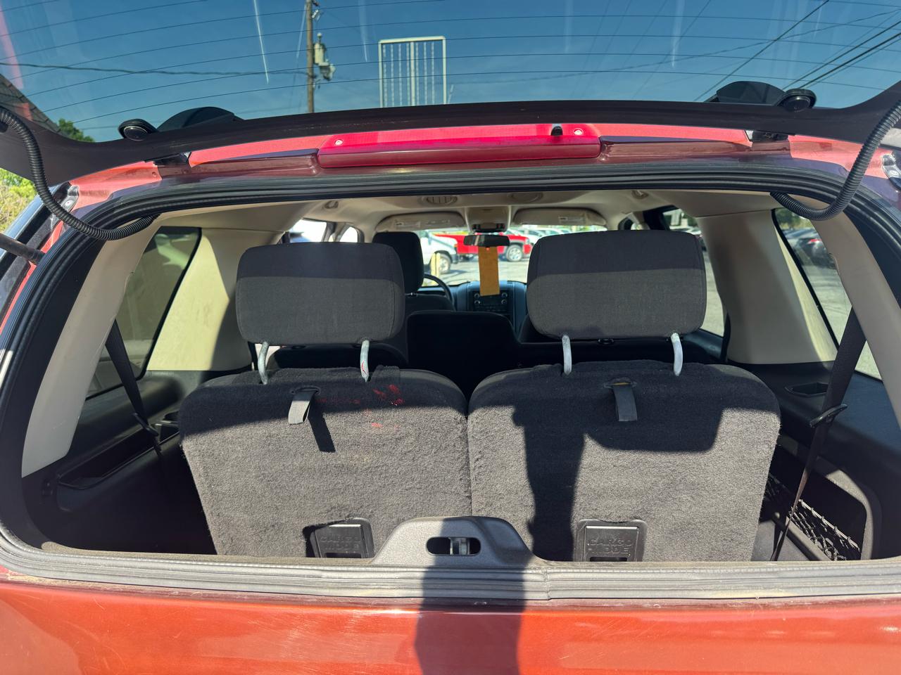 Ford Explorer RWD 4dr XLT 2010