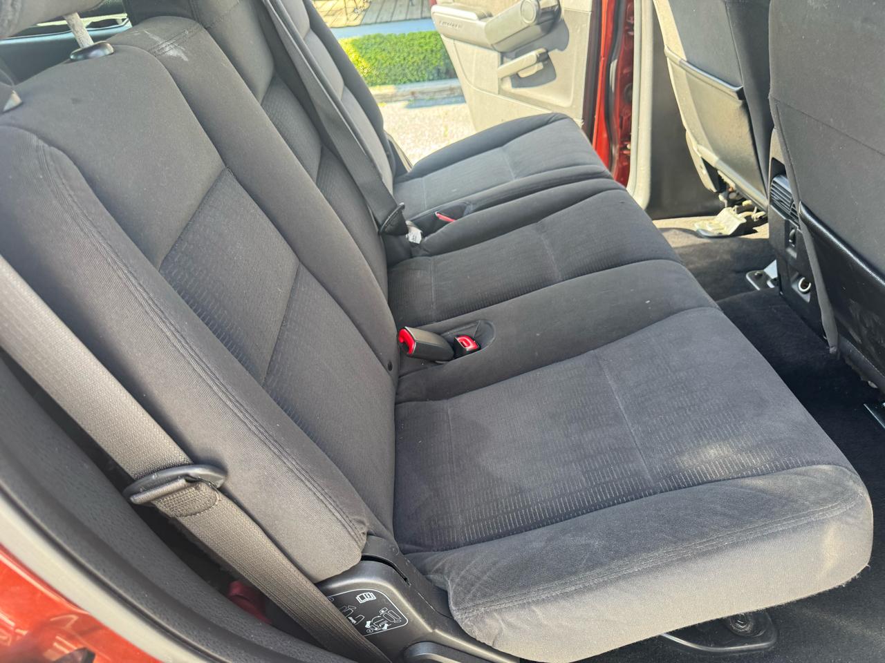 Ford Explorer RWD 4dr XLT 2010