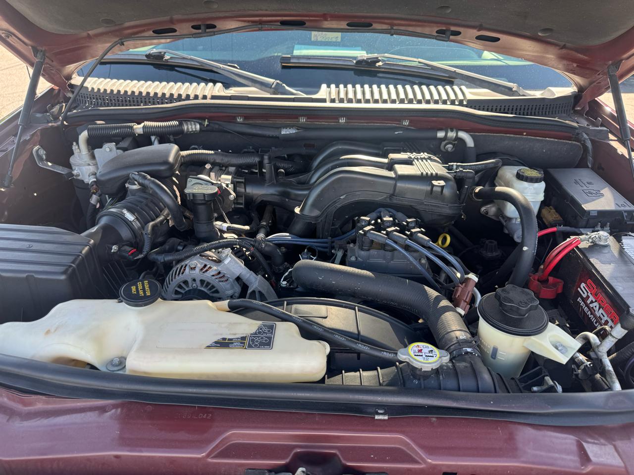 Ford Explorer RWD 4dr XLT 2010