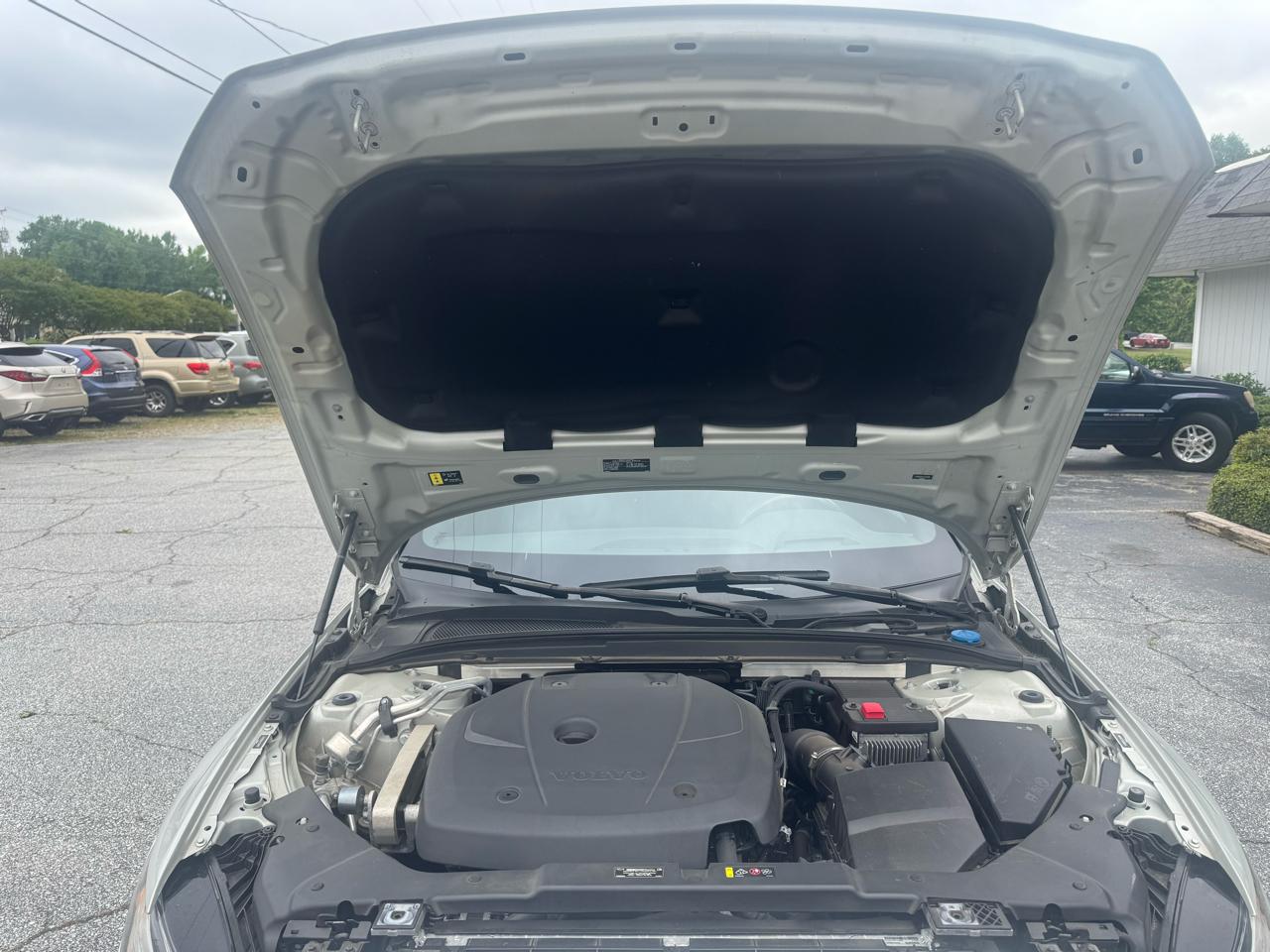 Volvo V60 T5 FWD Momentum 2020