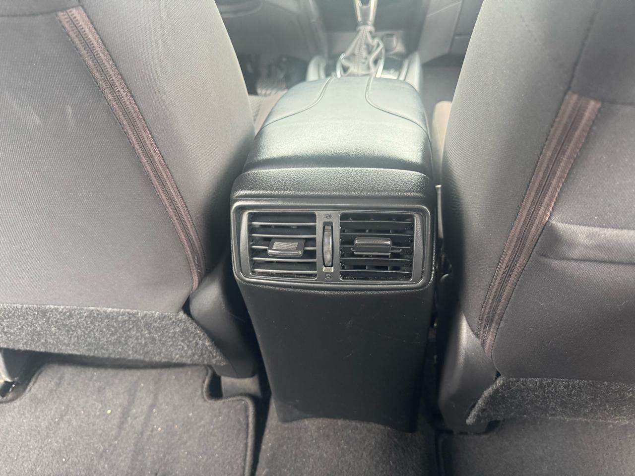 Nissan Rogue Sport FWD S 2020