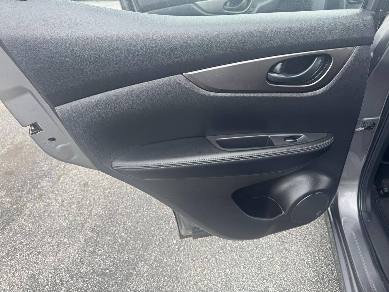Nissan Rogue Sport FWD S 2020