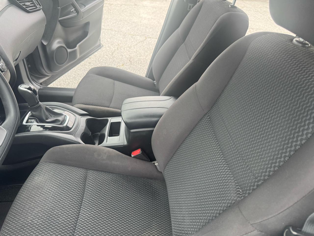 Nissan Rogue Sport FWD S 2020