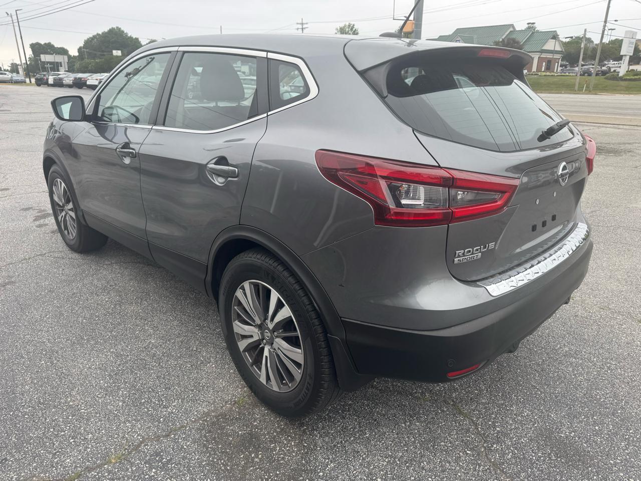 Nissan Rogue Sport FWD S 2020