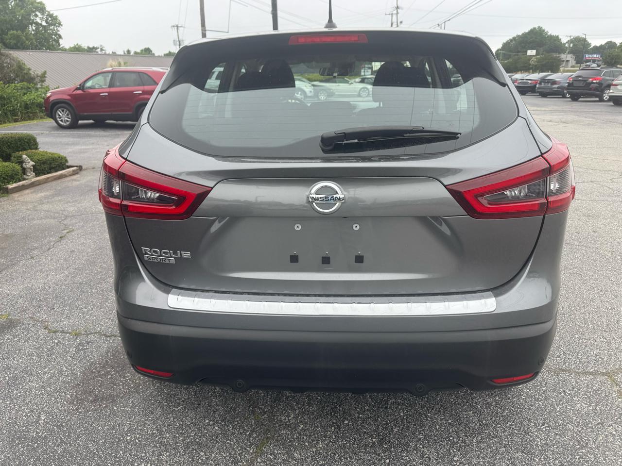 Nissan Rogue Sport FWD S 2020