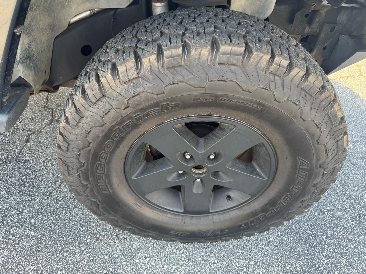Jeep Wrangler Unlimited 4WD 4dr Sport 2012