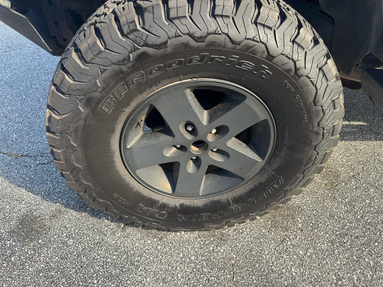Jeep Wrangler Unlimited 4WD 4dr Sport 2012