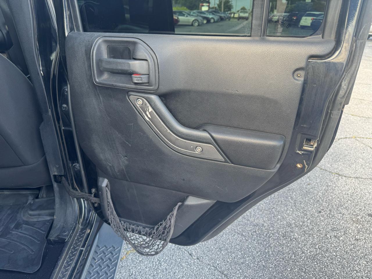 Jeep Wrangler Unlimited 4WD 4dr Sport 2012