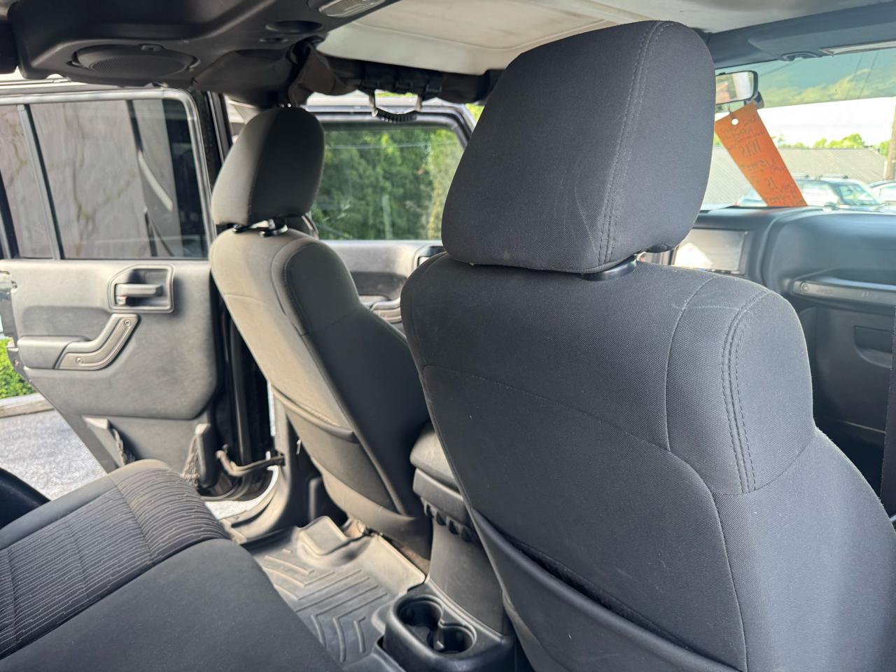 Jeep Wrangler Unlimited 4WD 4dr Sport 2012