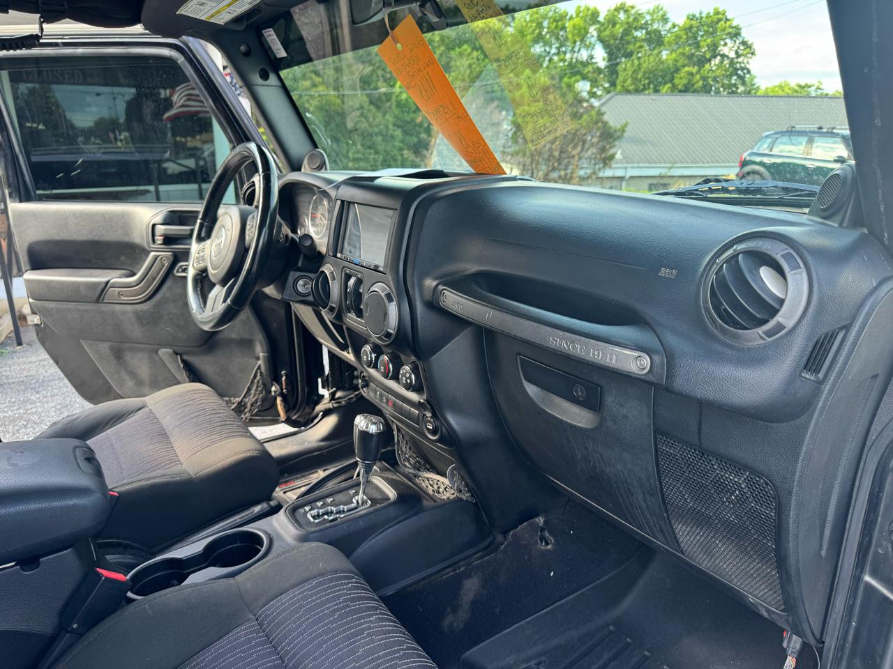 Jeep Wrangler Unlimited 4WD 4dr Sport 2012