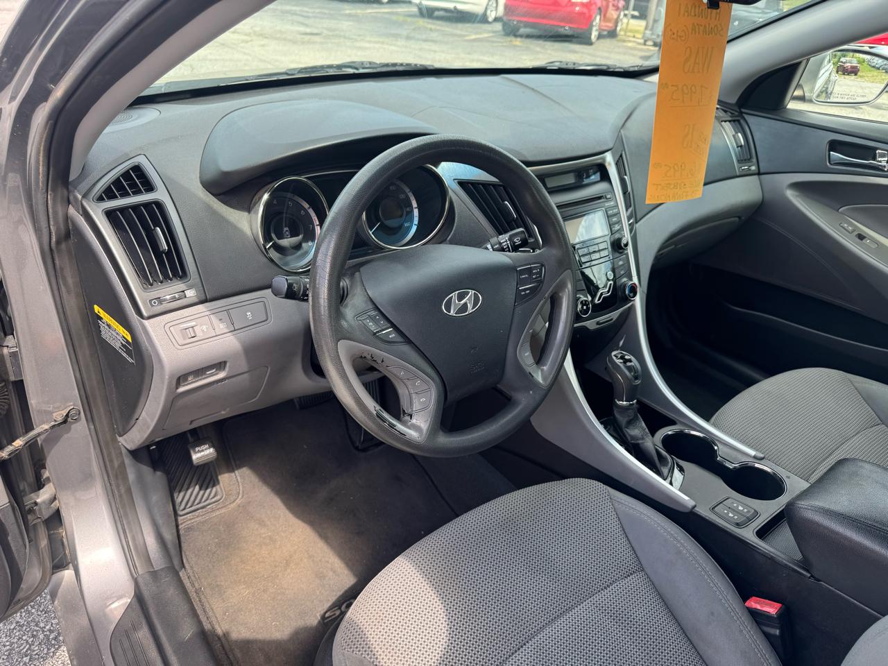 Hyundai Sonata 4dr Sdn 2.4L Auto GLS 2013