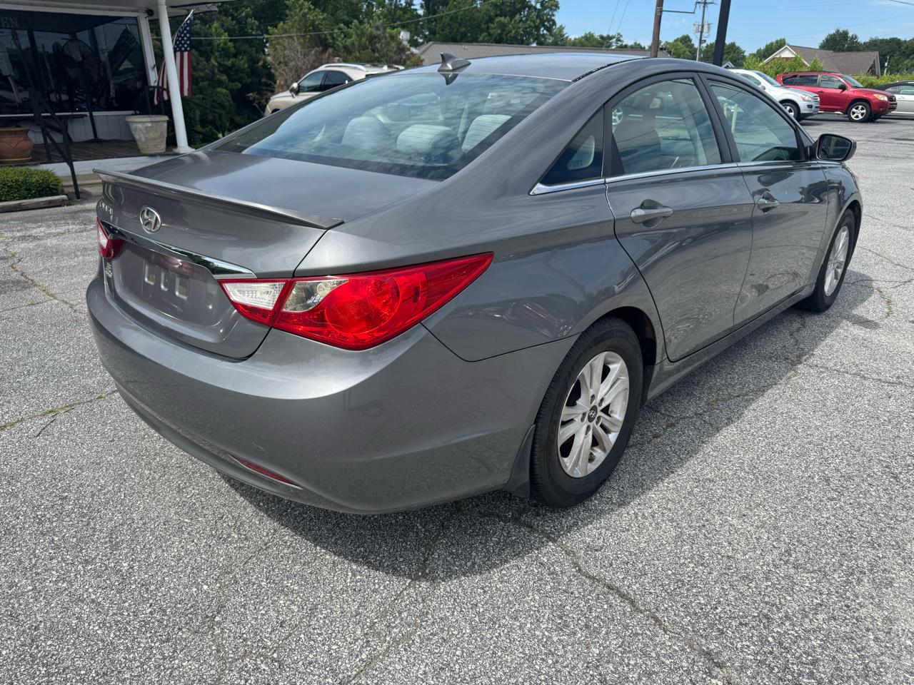 Hyundai Sonata 4dr Sdn 2.4L Auto GLS 2013