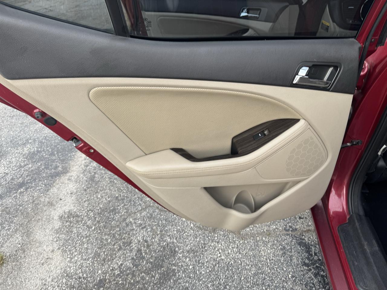 Kia Optima 4dr Sdn EX 2013