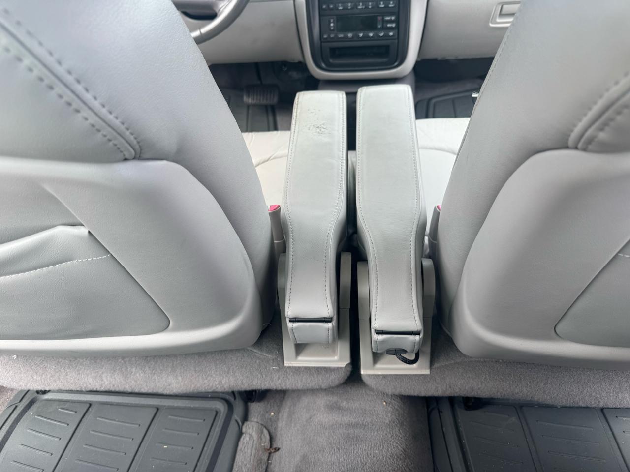 Lincoln Continental 4dr Sdn 1999