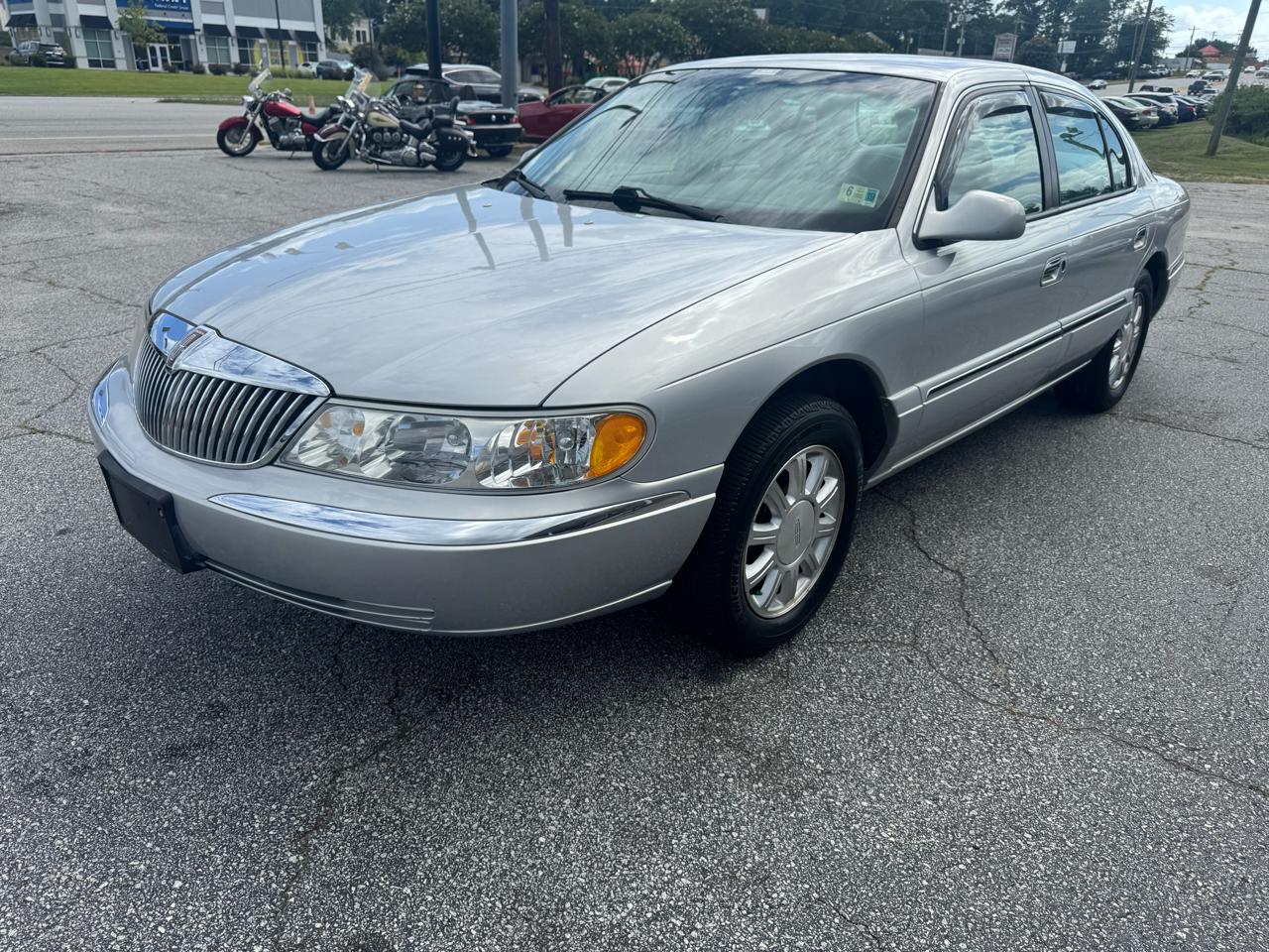 Lincoln Continental 4dr Sdn 1999