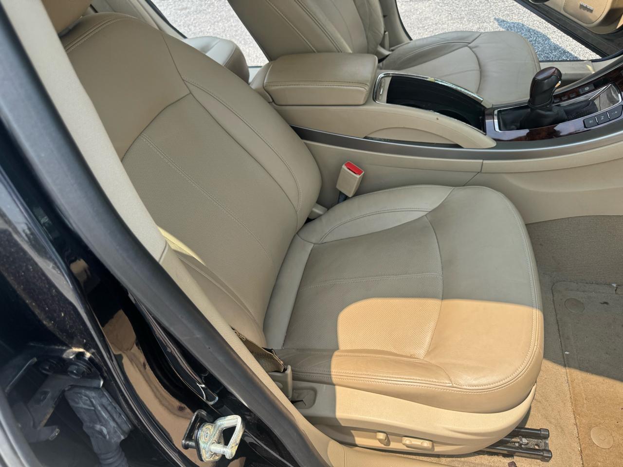 Buick LaCrosse 4dr Sdn Touring FWD 2012