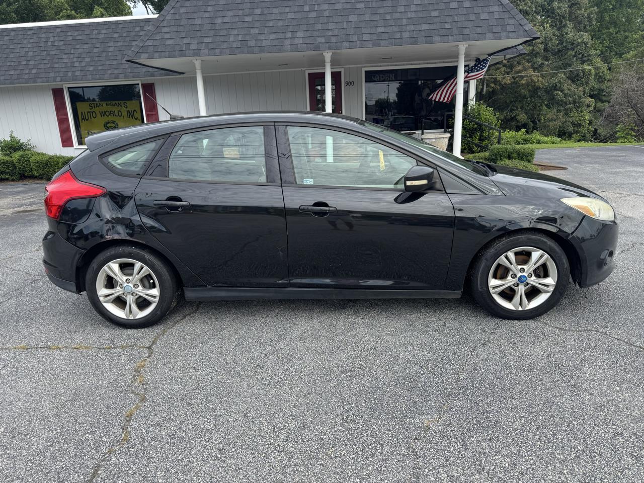 Ford Focus 5dr HB SE 2013