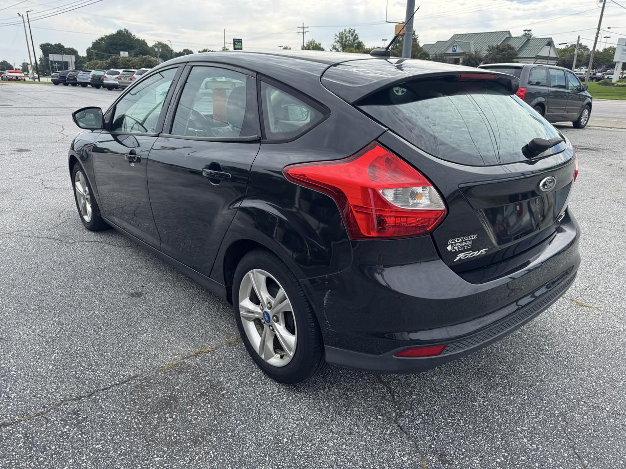 Ford Focus 5dr HB SE 2013