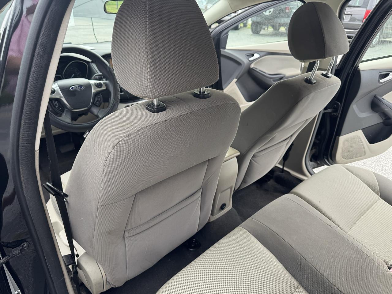Ford Focus 5dr HB SE 2013