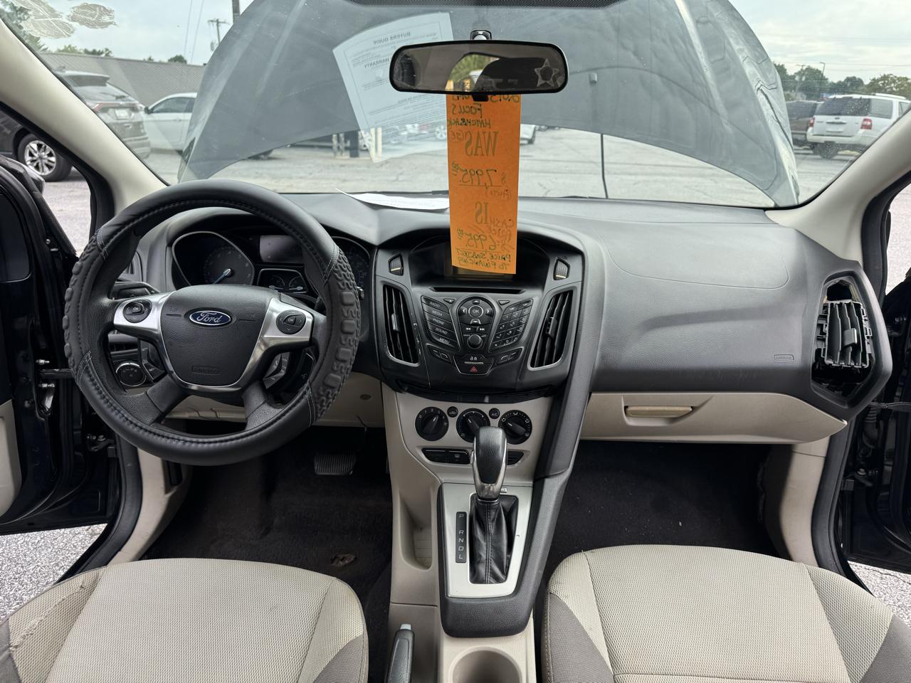 Ford Focus 5dr HB SE 2013