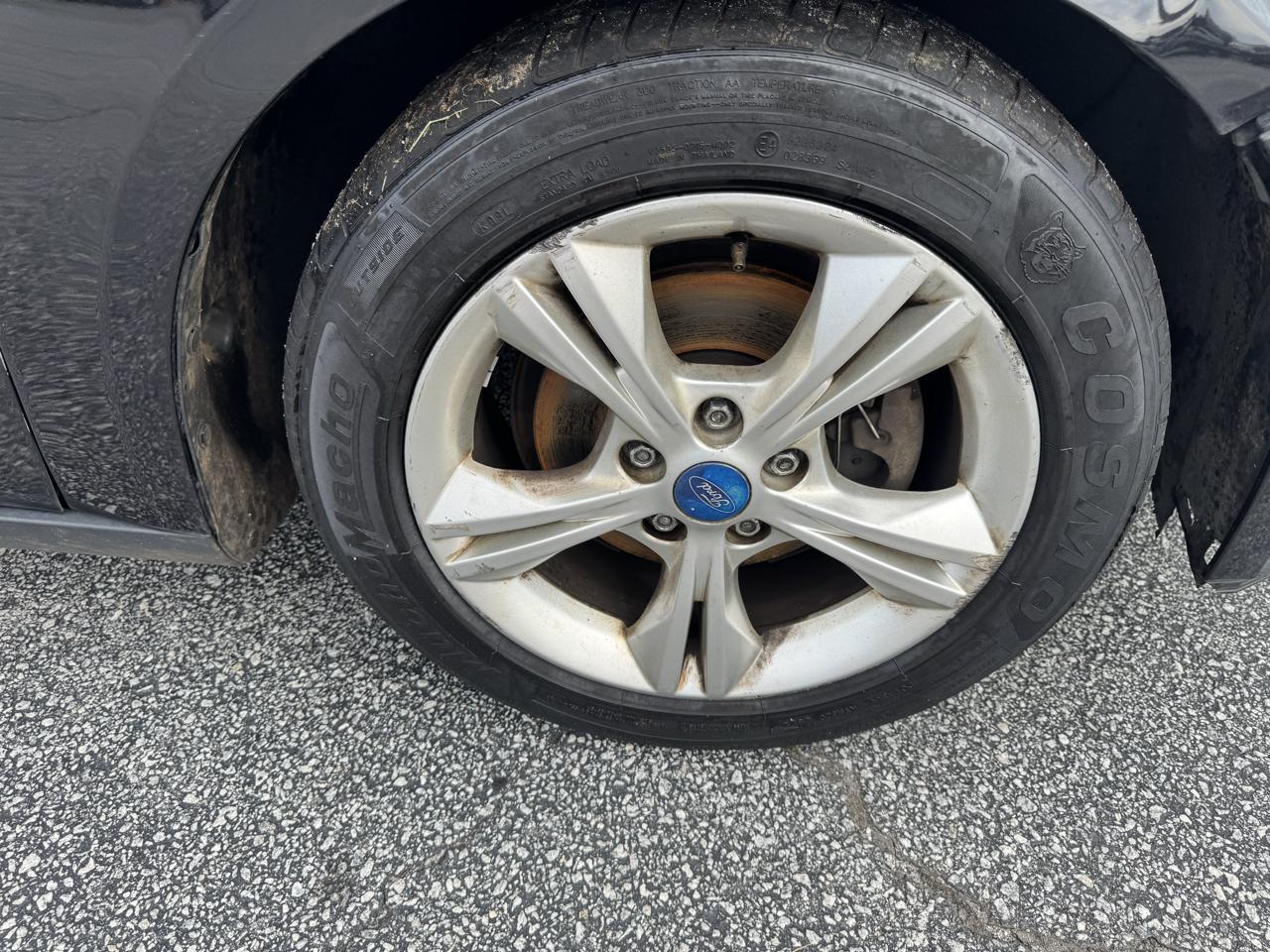 Ford Focus 5dr HB SE 2013