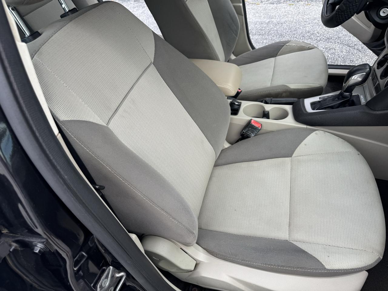 Ford Focus 5dr HB SE 2013