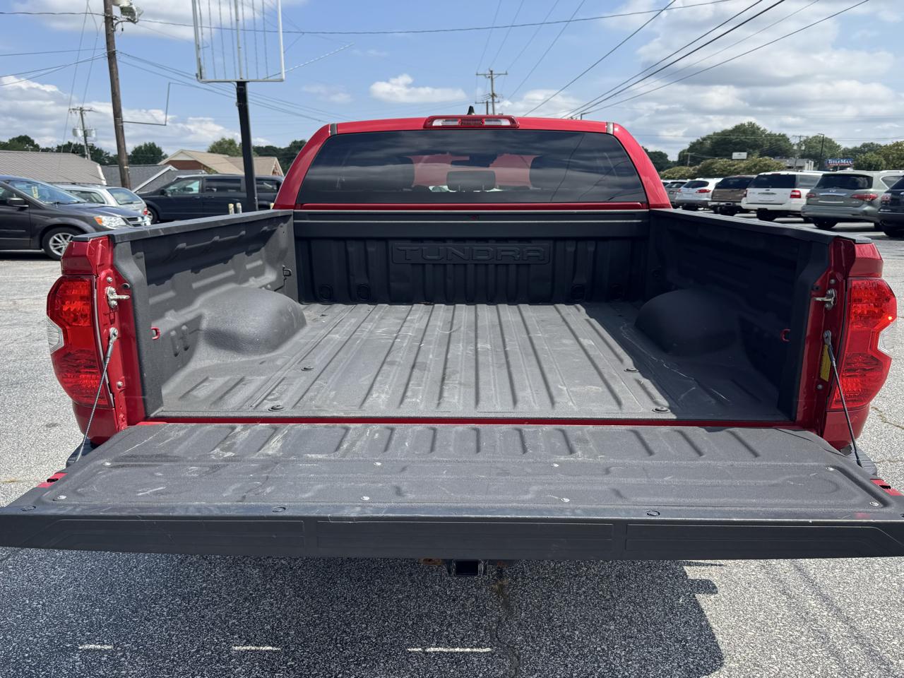 Toyota Tundra 2WD SR5 Double Cab 6.5' Bed 5.7L (Natl) 2020