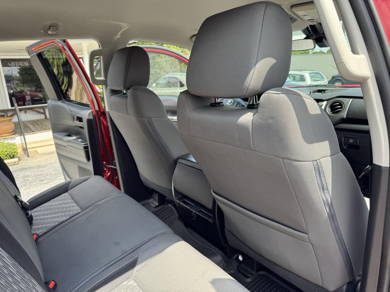 Toyota Tundra 2WD SR5 Double Cab 6.5' Bed 5.7L (Natl) 2020