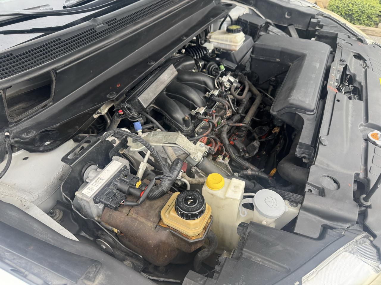 Nissan Pathfinder 2WD 4dr SV 2013