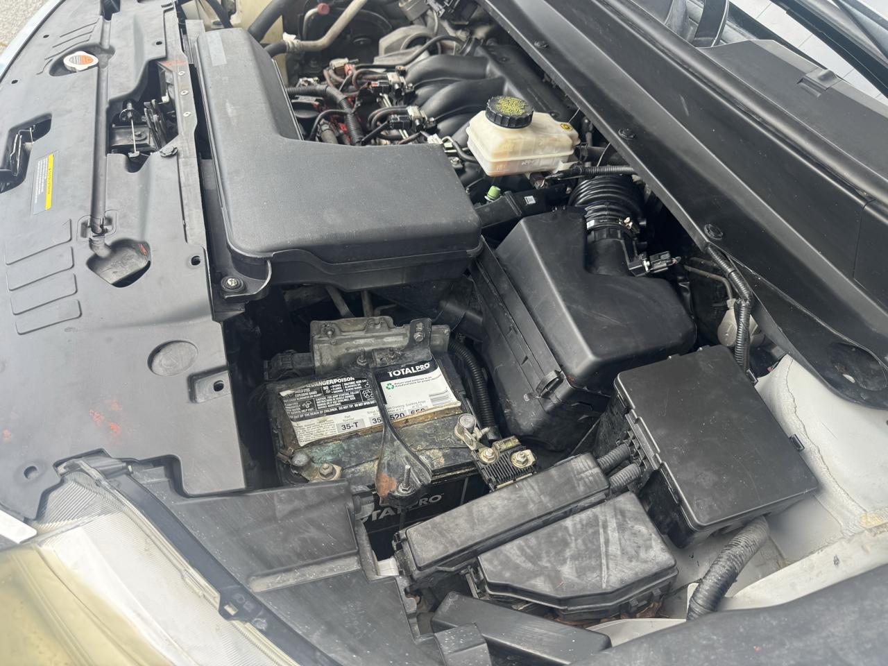 Nissan Pathfinder 2WD 4dr SV 2013