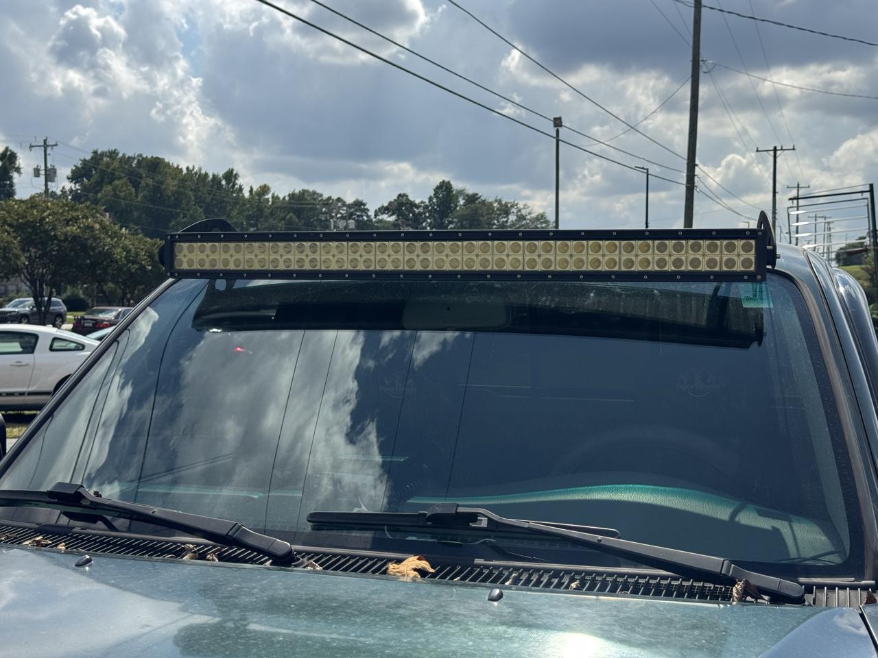 Toyota Tacoma 4WD Access Cab V6 AT SR5 (Natl) 2001