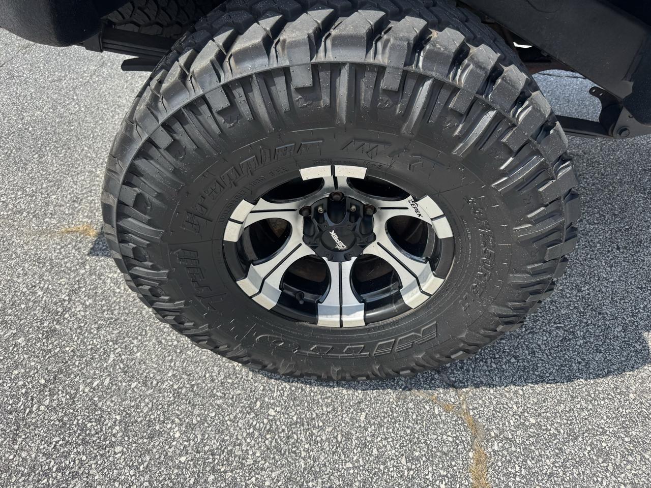 Toyota Tacoma 4WD Access Cab V6 AT SR5 (Natl) 2001