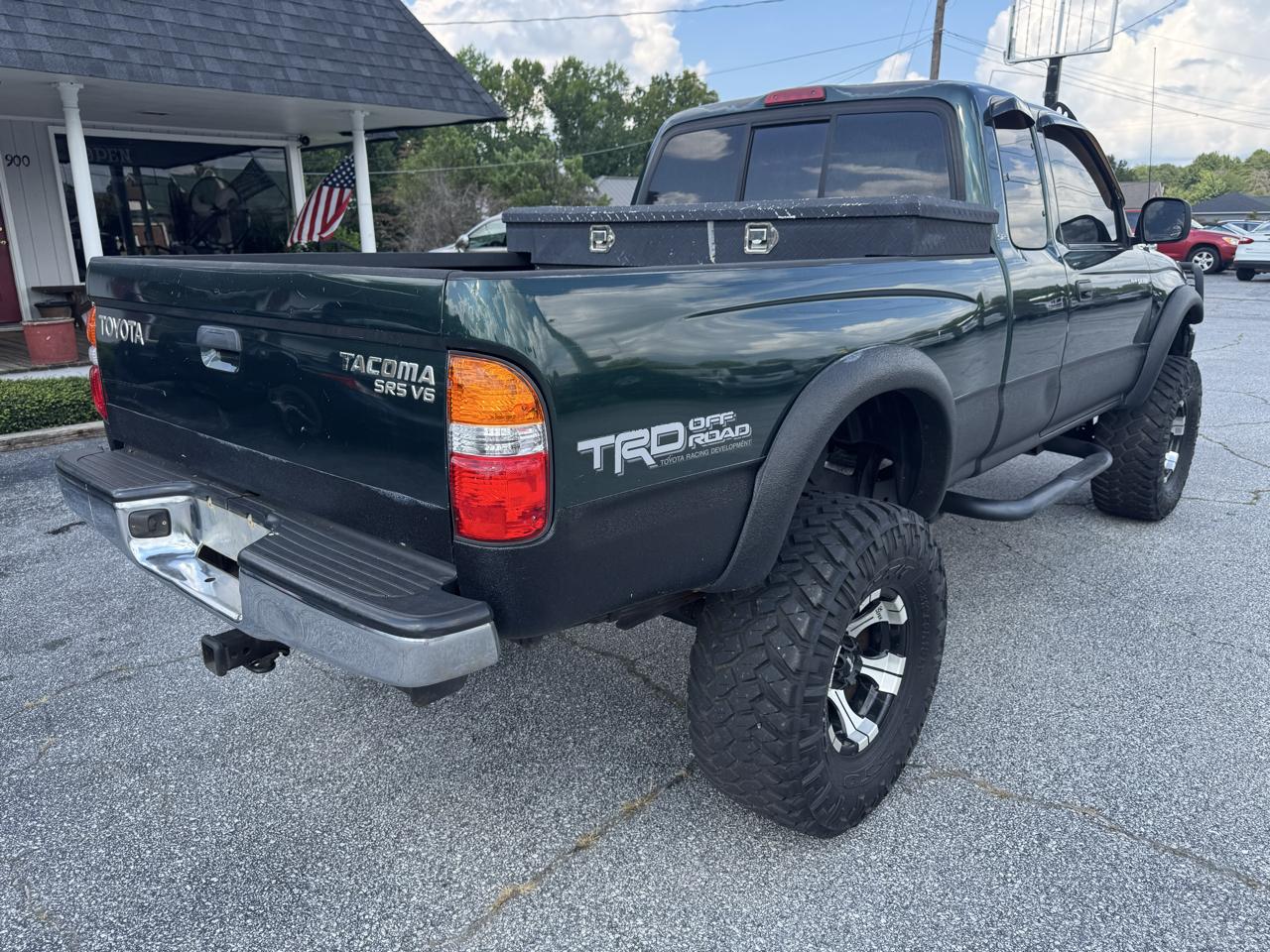 Toyota Tacoma 4WD Access Cab V6 AT SR5 (Natl) 2001