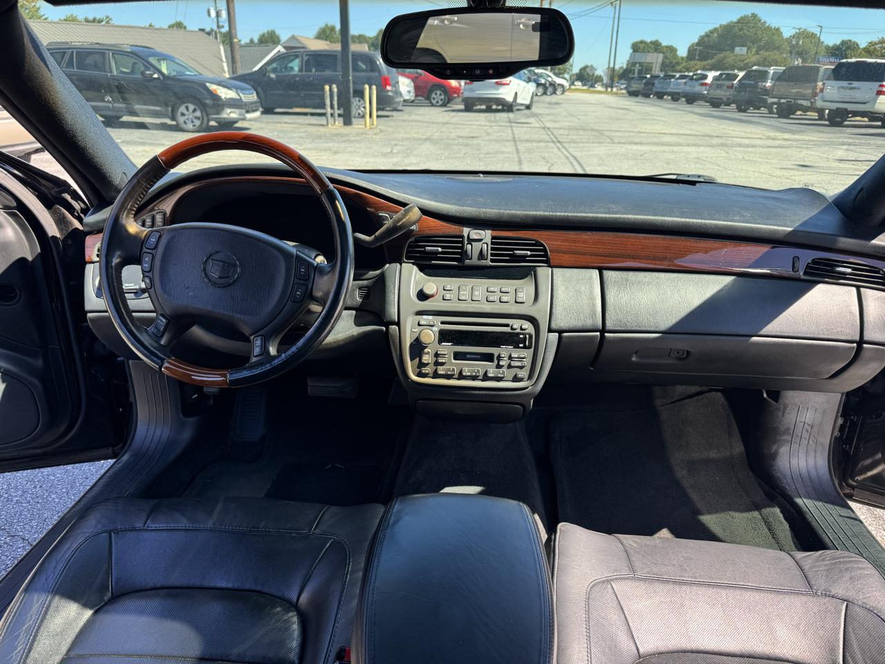 Cadillac DeVille 4dr Sdn DHS 2004