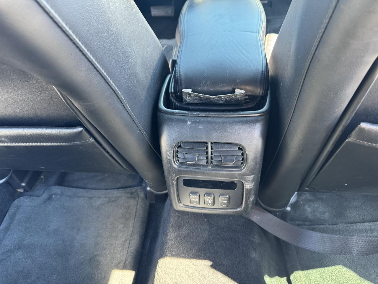 Cadillac DeVille 4dr Sdn DHS 2004