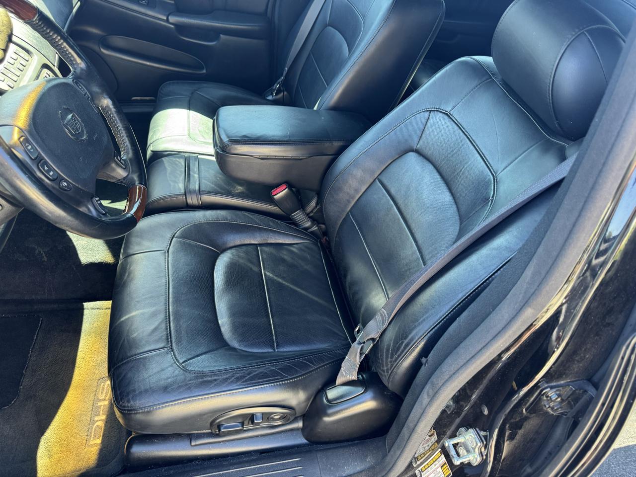 Cadillac DeVille 4dr Sdn DHS 2004