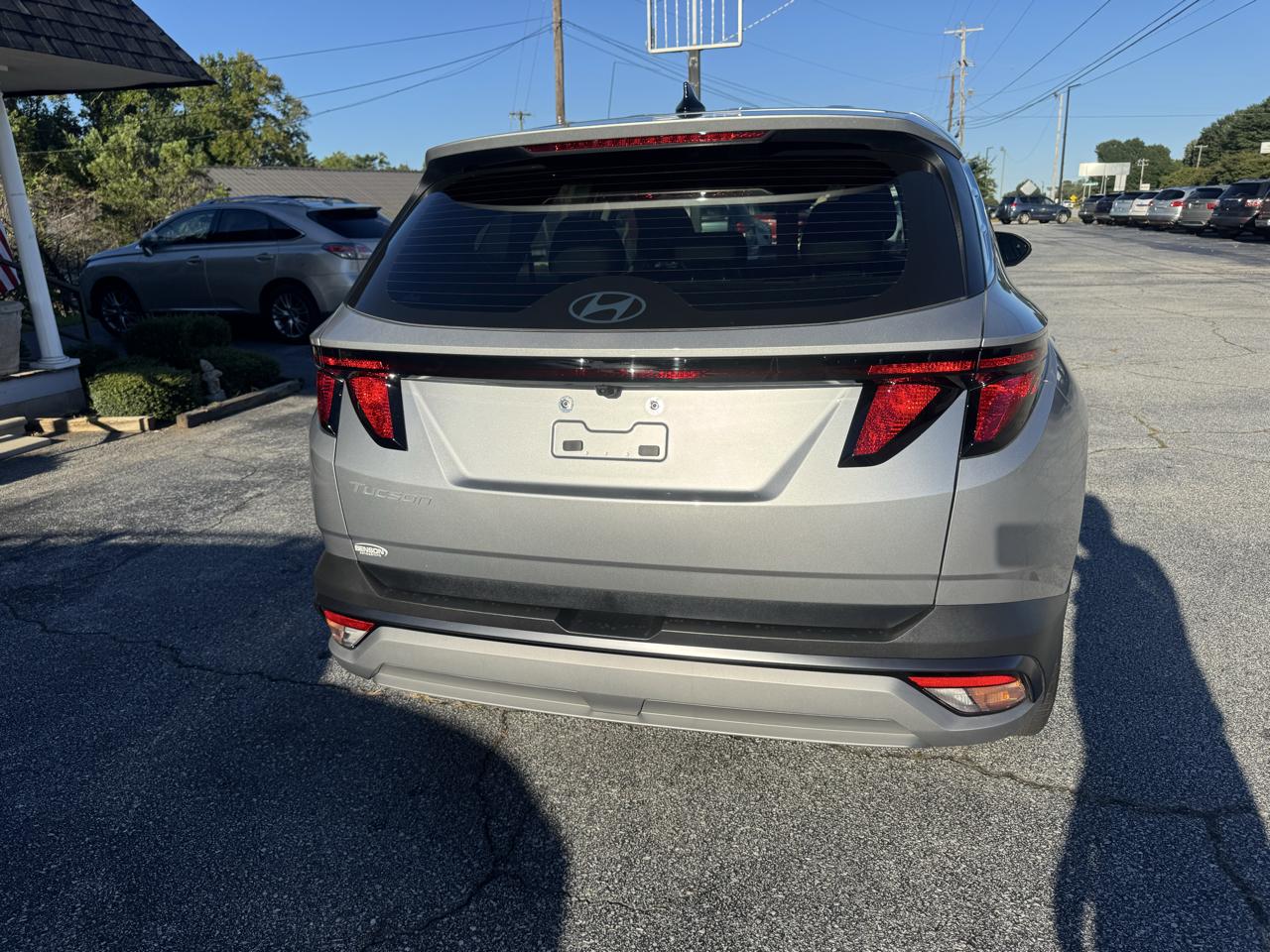 Hyundai Tucson SE FWD 2025