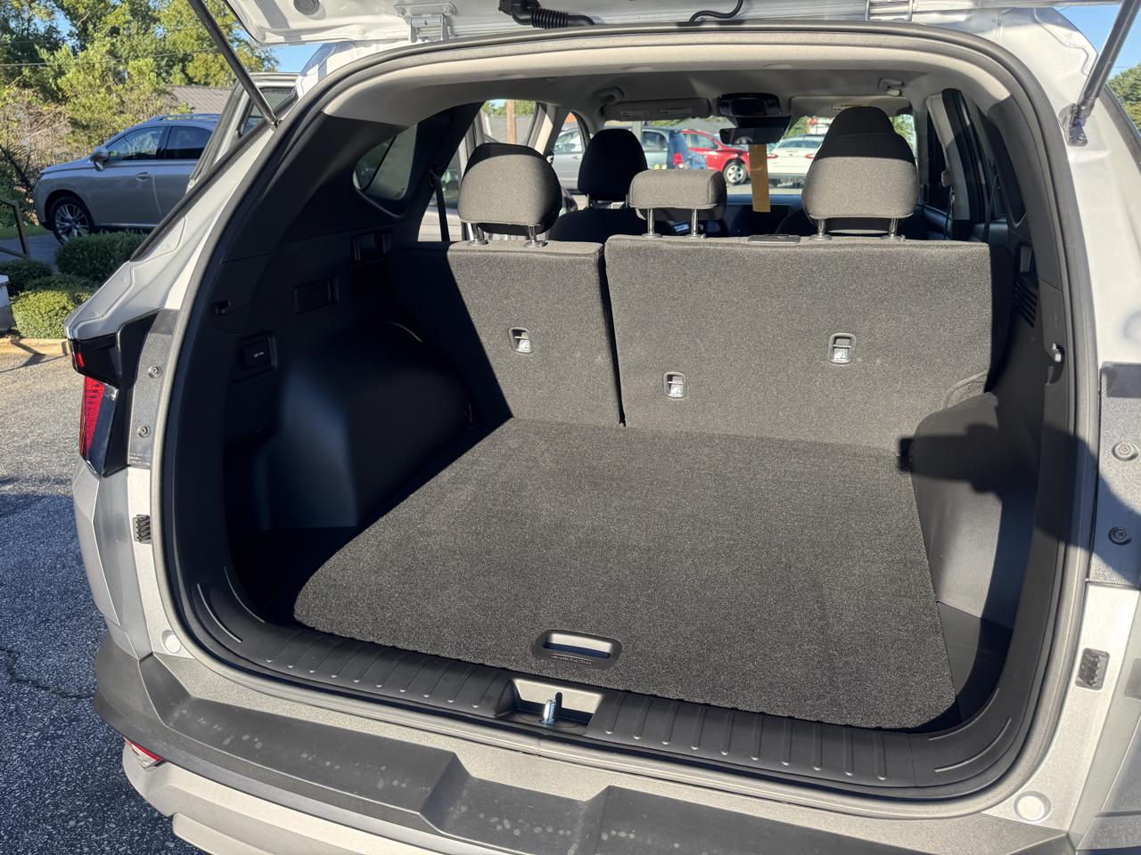 Hyundai Tucson SE FWD 2025