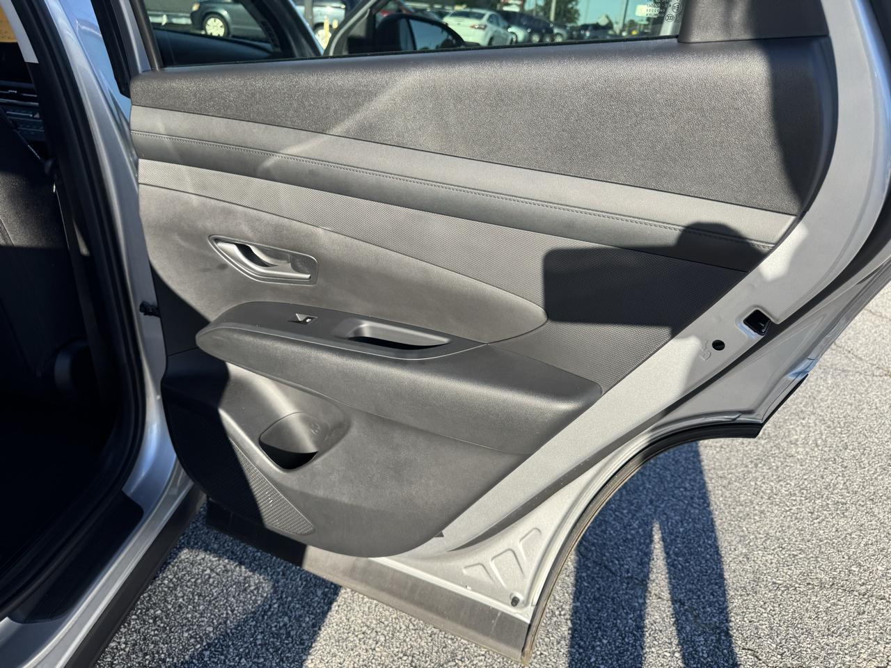 Hyundai Tucson SE FWD 2025